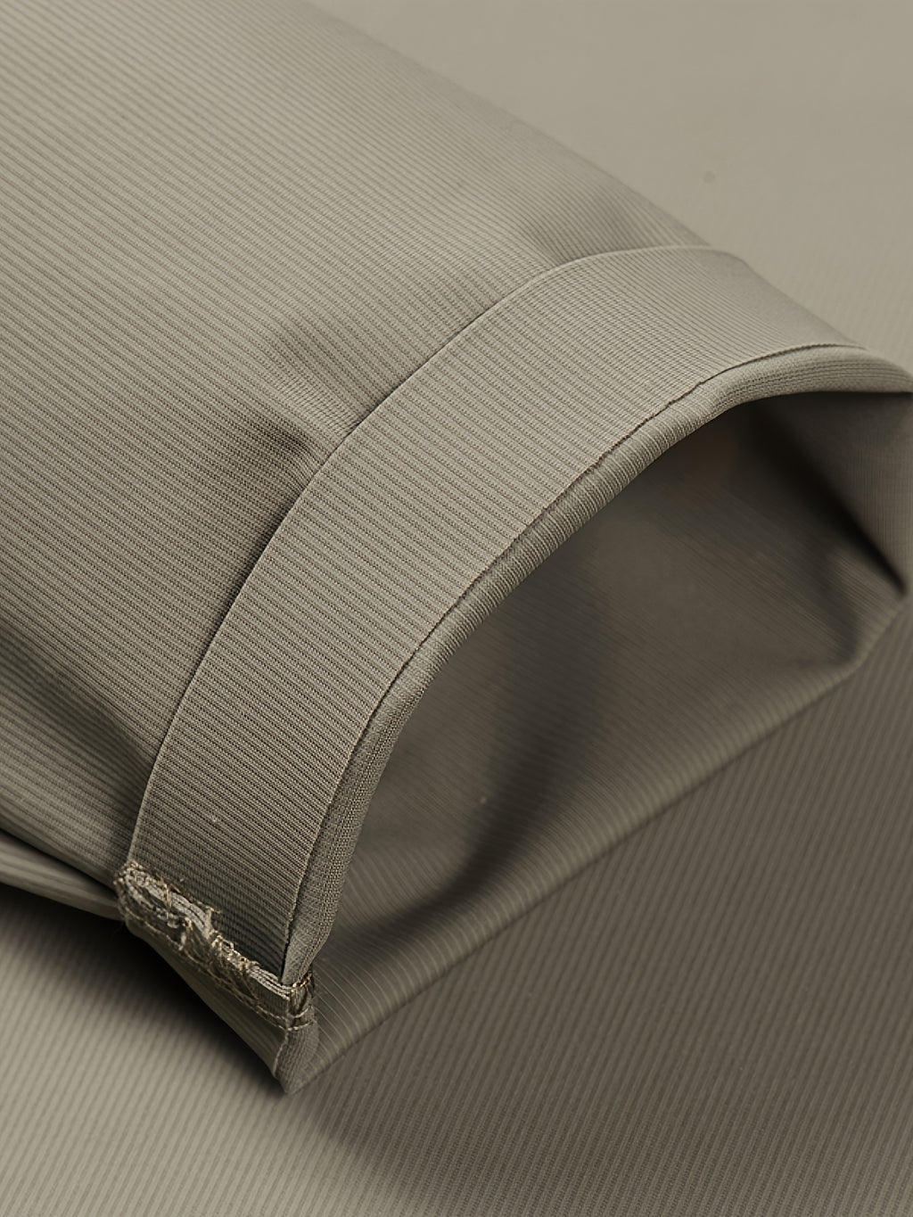 Spring and Autumn Men's Seamless Taped Jacket, Simple Solid Color Seamless Craft Commuter Casual Lapel Outerwear for Middle-Aged and Younger Men's Top - Khaki