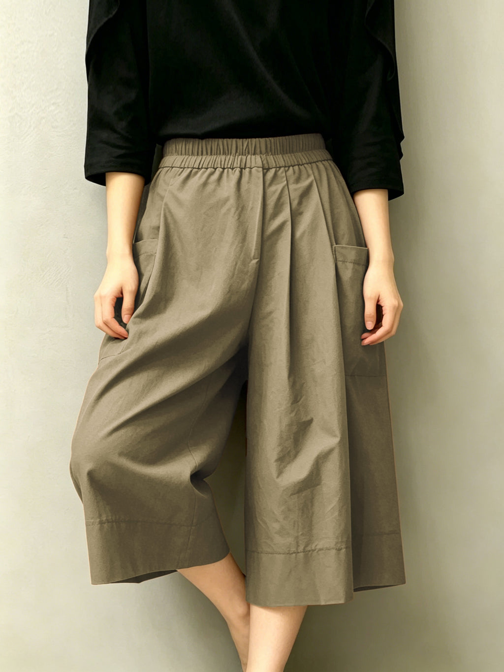 High-Waist Elastic Waist Women'S Capri Wide-Leg Skirt Pants, Side Large Pocket Design, Loose Skirt Silhouette, Breathable Fabric, Summer Casual Wear Choice - Khaki