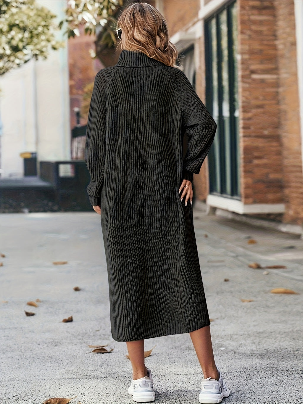 This Autumn and Winter Fashion Solid-color High-neck Long Sweater for Women Is a Casual Style. It Is Suitable for Daily Outings and Dates. It Is Versatile and Practical, and a Must-have for Daily Commutes and Dates - Black