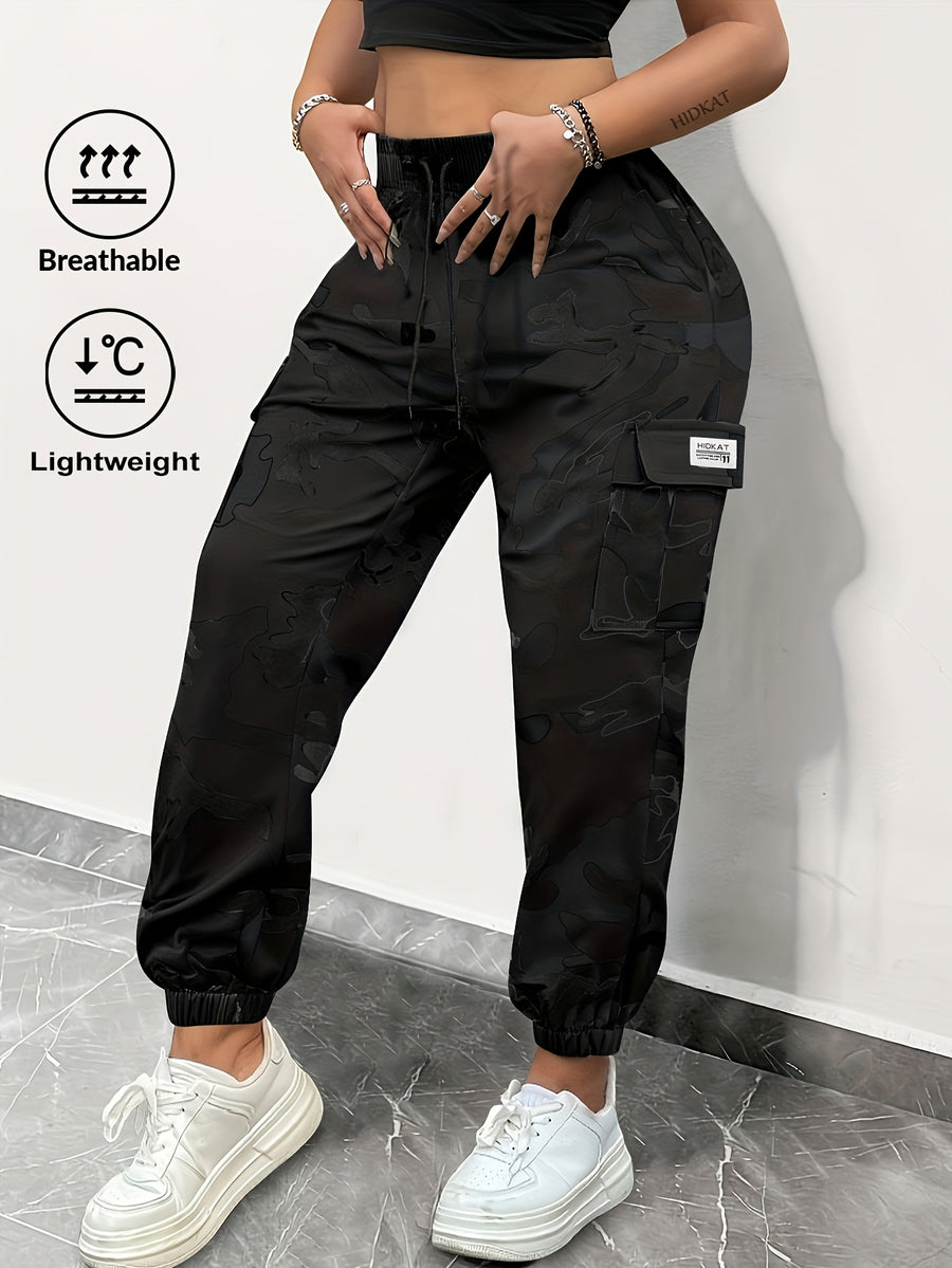 Women'S Camouflage Cargo Pants with Large Pockets, Featuring an Elastic Waistband with Drawstring And Tapered Cuffs, Suitable for Everyday Outdoor Leisure - Black Camouflage