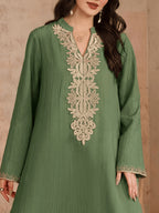 Middle Eastern V-neck Embroidered Elegant and Fashionable Over-the-knee Women's Dress, Loose Casual Style Long Sleeve Maxi Dress - Green