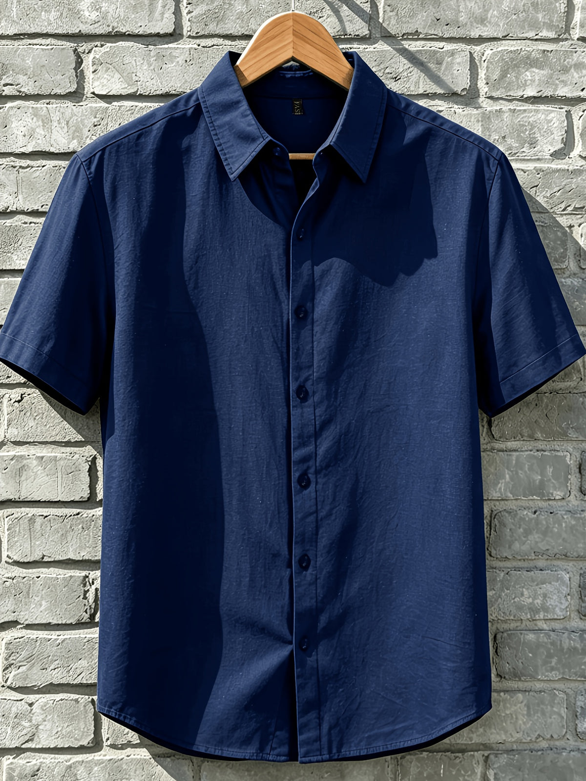 A Versatile Men'S Short-Sleeved Shirt for Summer, Featuring a Easy Solid Color Collar Design And Breathable Fabric for Long-Lasting Freshness. Available in Multiple Colors, It Is Easy to Handle for Casual Commuting. (solely Includes 1 Top) - Navy Color