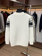 Minimalist Urban Crewneck Sweater for Portable Daily Commuting - White