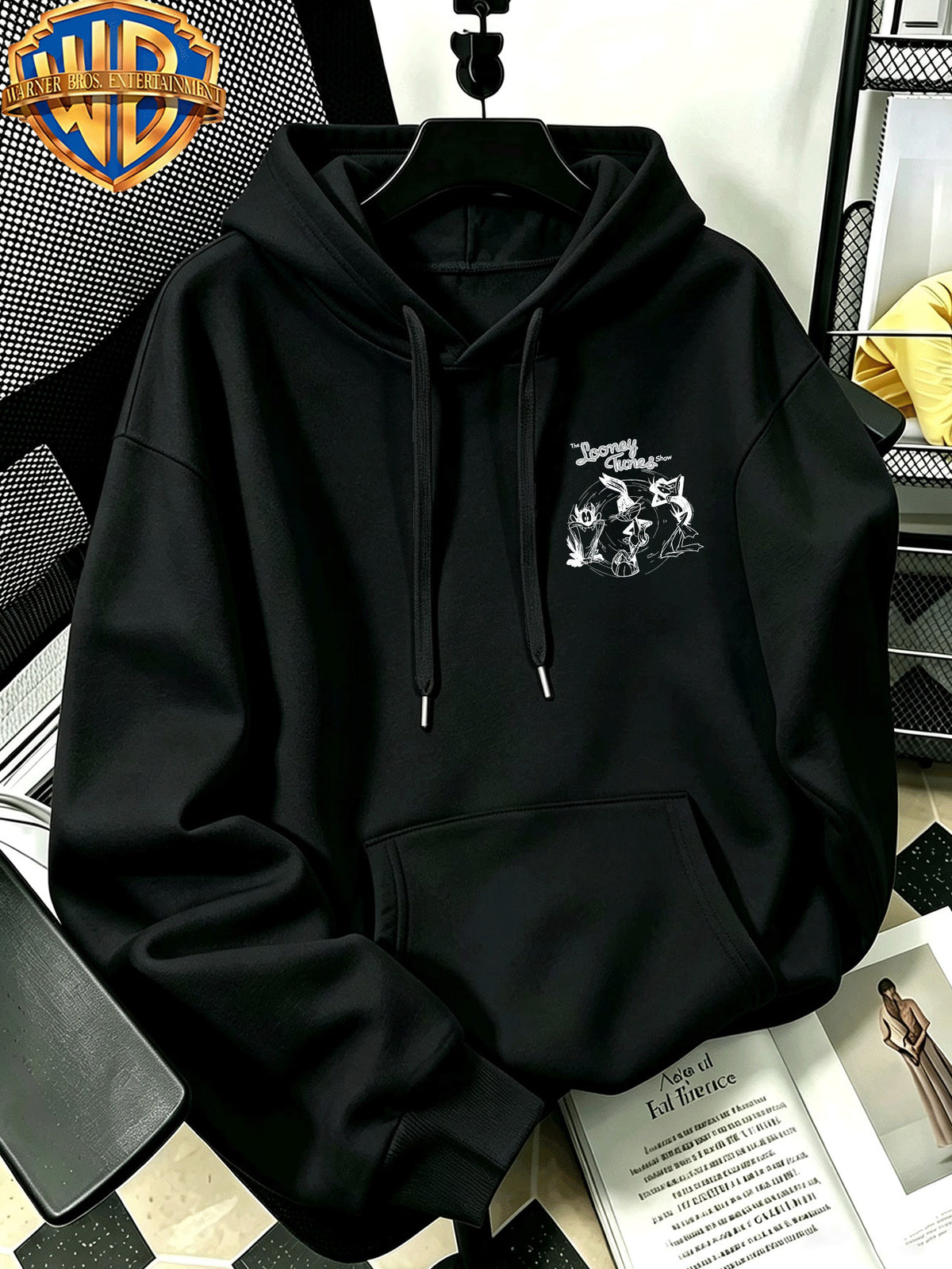 Warner Bros Official Autumn/Winter Casual Sporty Loose Hooded Sweatshirt, Sketch Hand-Drawn Spinning Cartoon Print, Men's Casual Versatile Adjustable Drawstring Sweatshirt, Comfortable and Casual Autumn/Winter Apparel, Ideal for Sports - Black