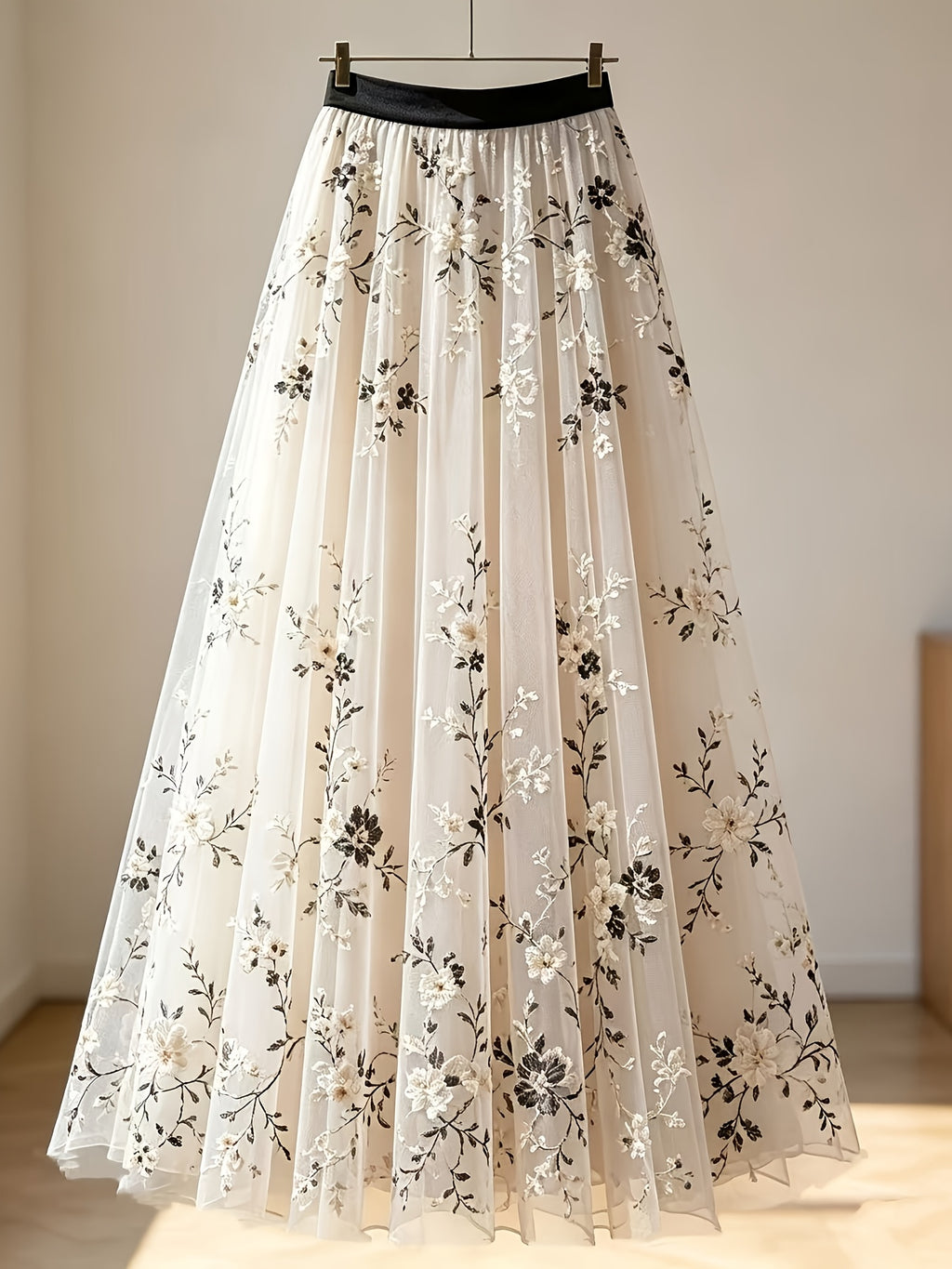 Women's Mesh A-Line Printed Skirt, Flowy and Sheer with a Long Drop, Breathable, Suitable for All Seasons, Perfect for Parties, Evening Events, Dates, and Picnics - Apricot