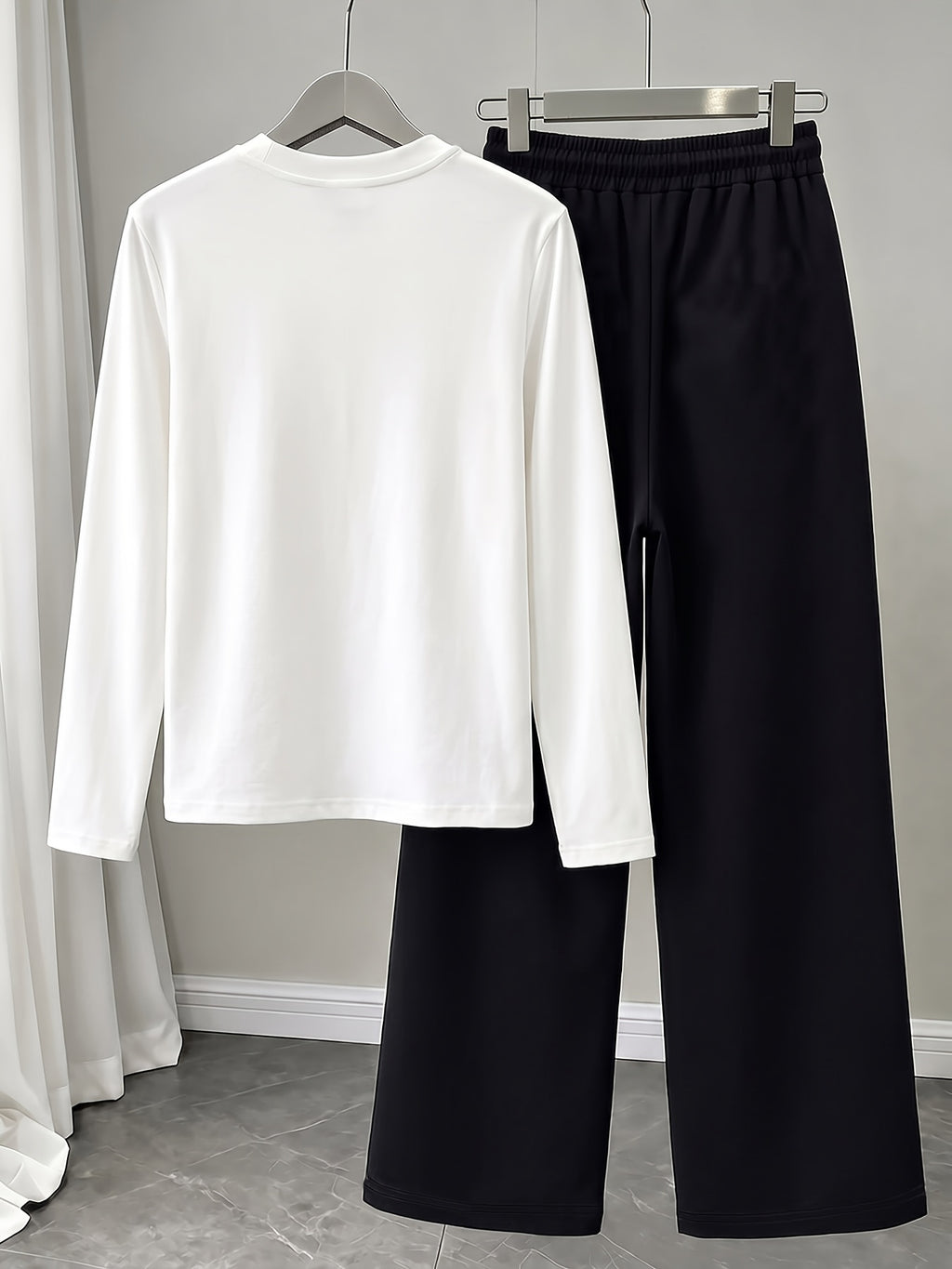Heartbeat ECG Heart Pattern Print, American Vintage Korean-Style Relaxed Fit Women's Loose Crew Neck Long Sleeve Top and Drawstring Straight-Leg Wide-Leg Pants 2pcs Set, Simple Casual Sportswear, and Flattering on All Body Types, Versatile for All - White+black