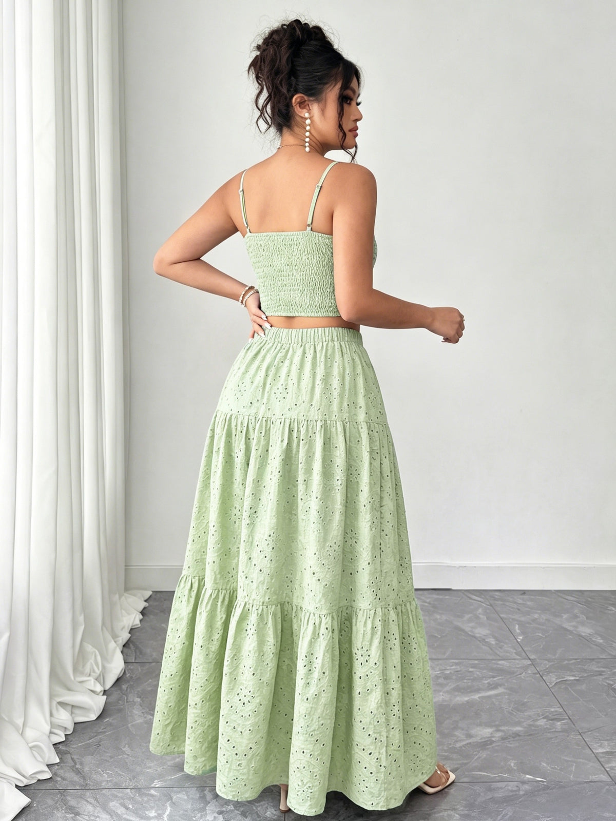 Two-Piece Embroidered Maxi Dress, Bohemian Style with Layered Ruffle Hem. Perfect for Dates, Vacations, Picnics, And Beach Outings. Comfortable And Versatile Women'S Dress - Green