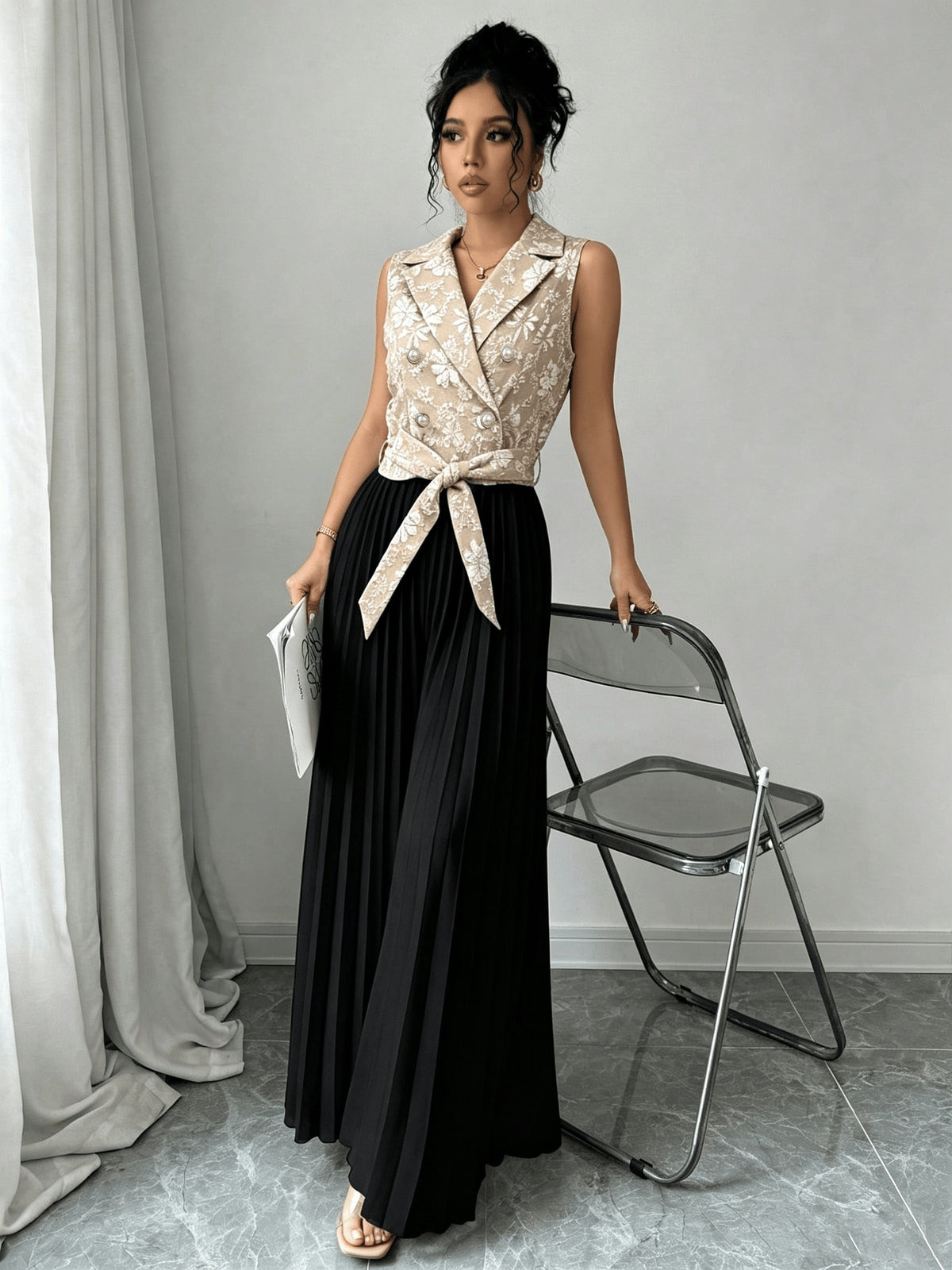 Women's Elegant and Stylish Commuter Brocade Sleeveless Double-Breasted Notched Lapel Waist-Cinching Pleated Pants Jumpsuit for Autumn/Winter - Khaki