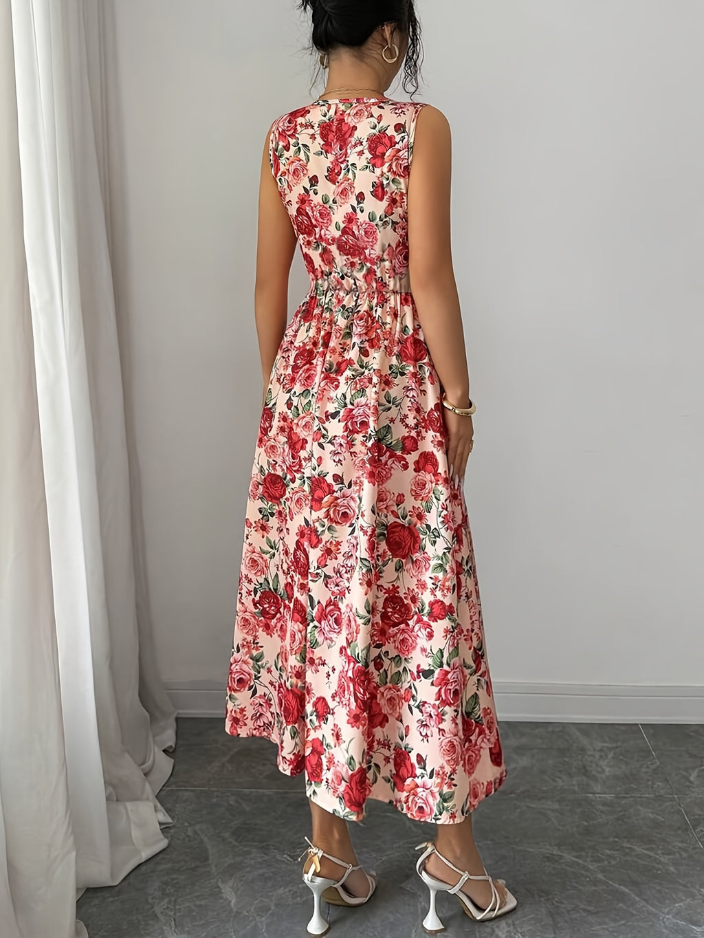 Elegant Temperament for Ladies / V-Neck / Front Tie Decoration / Floral Print Dress / Waist Cinching / Slim Fit / Gentle / Vacation Style / Suitable for Dates / Travel / Parties / Gatherings / Beach / Vacation - Multicolor