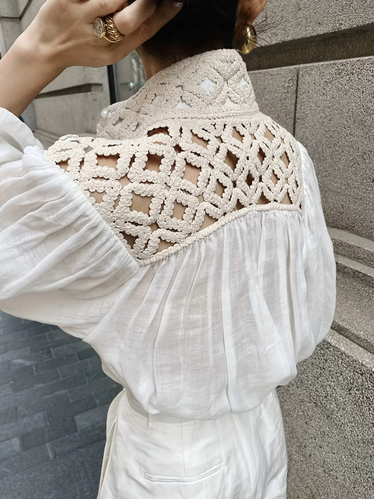 Spring and Autumn Fashionable Elegant Hollow-Out Lace Patchwork Pleated Loose-Fit Women's Long-Sleeve Shirt - White
