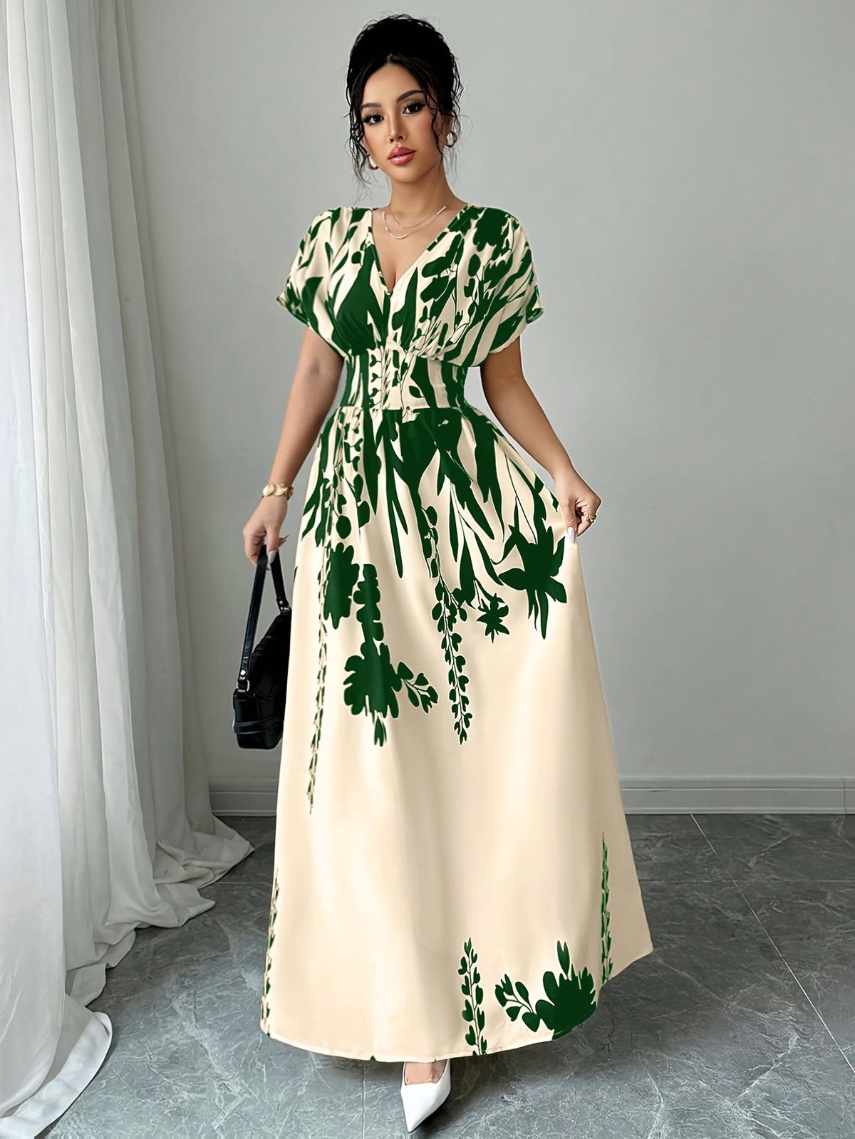 2026 New Summer Black And White Ink Print V-Neck Waist-Cinching Long Dress | Short-Sleeve Elegant Dress Suitable for Upscale Commuting And Dating Outfits - Dark Green