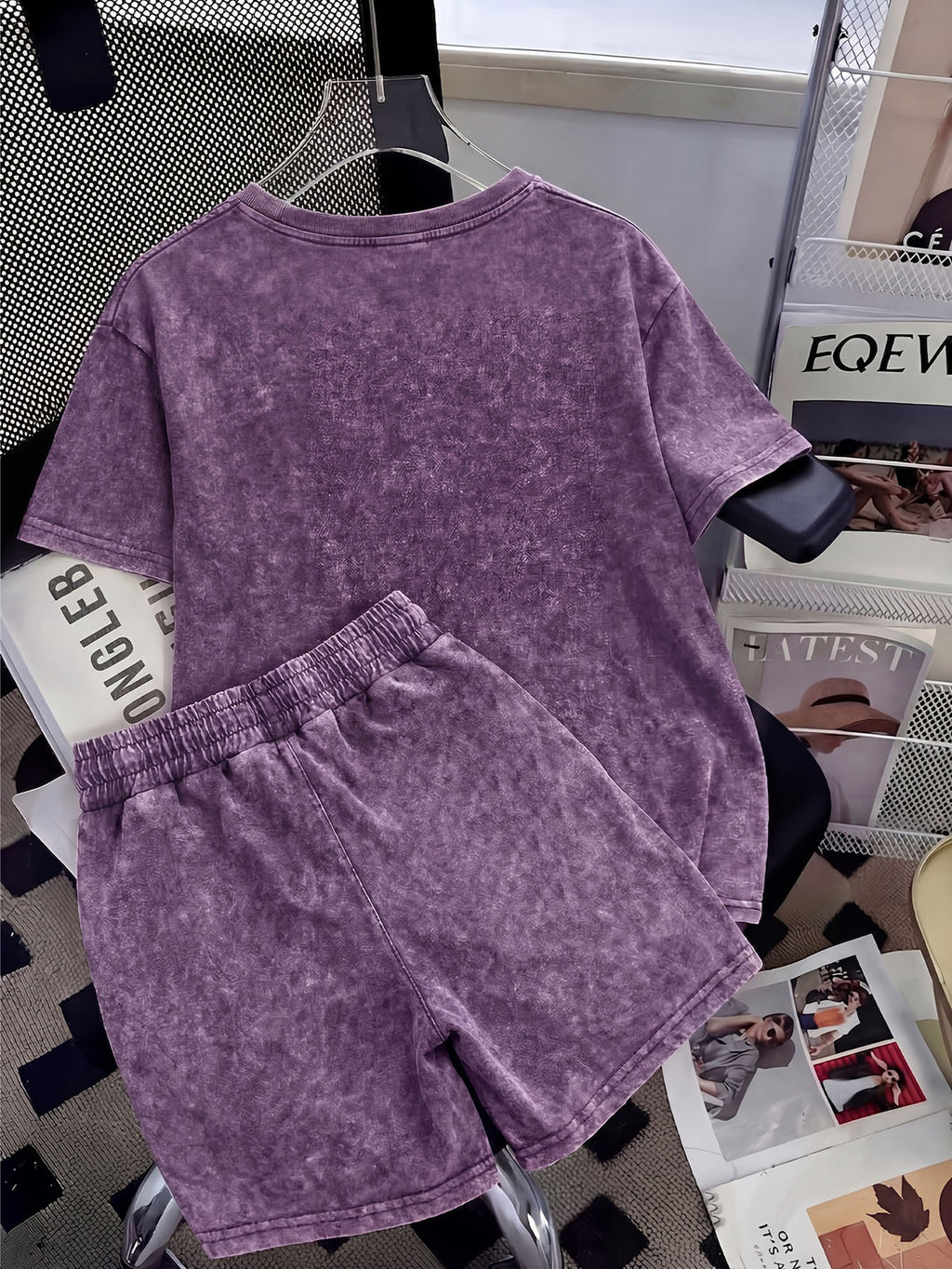 Summer Trendy Distressed Washed Short Sleeve Shorts Drawstring Women's Set, Minimalist Mountain Peak Line Drawing Print, Minimalist Outdoor Style, Artistic and Fresh Style, Forest-Inspired Natural Style, Comfortable for Hot Weather - Dark Violet