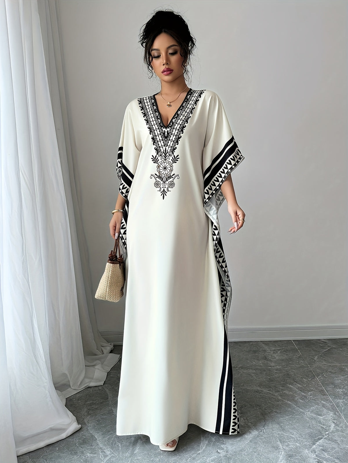 Elegant Middle Eastern Style V-Neck Batwing Sleeve Turkish Robe Dress - Long Loose Side Slit Design, Machine Washable for Spring Summer Fall Casual And Formal Wear, Tassel Fabric Soft And Breathable, Bohemian Vacation Style - Milky