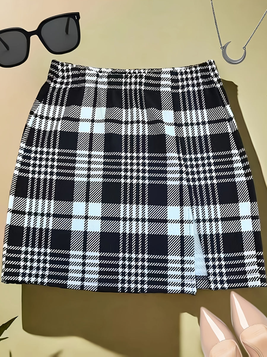 Elegant Women'S High-Waisted Plaid Skirt - Black & White Check Pattern, Short Length, No Belt, Perfect for Spring/Fall, Stylish Casual Attire, Casual Skirt | Elegant Skirt | Check Pattern Design - Black