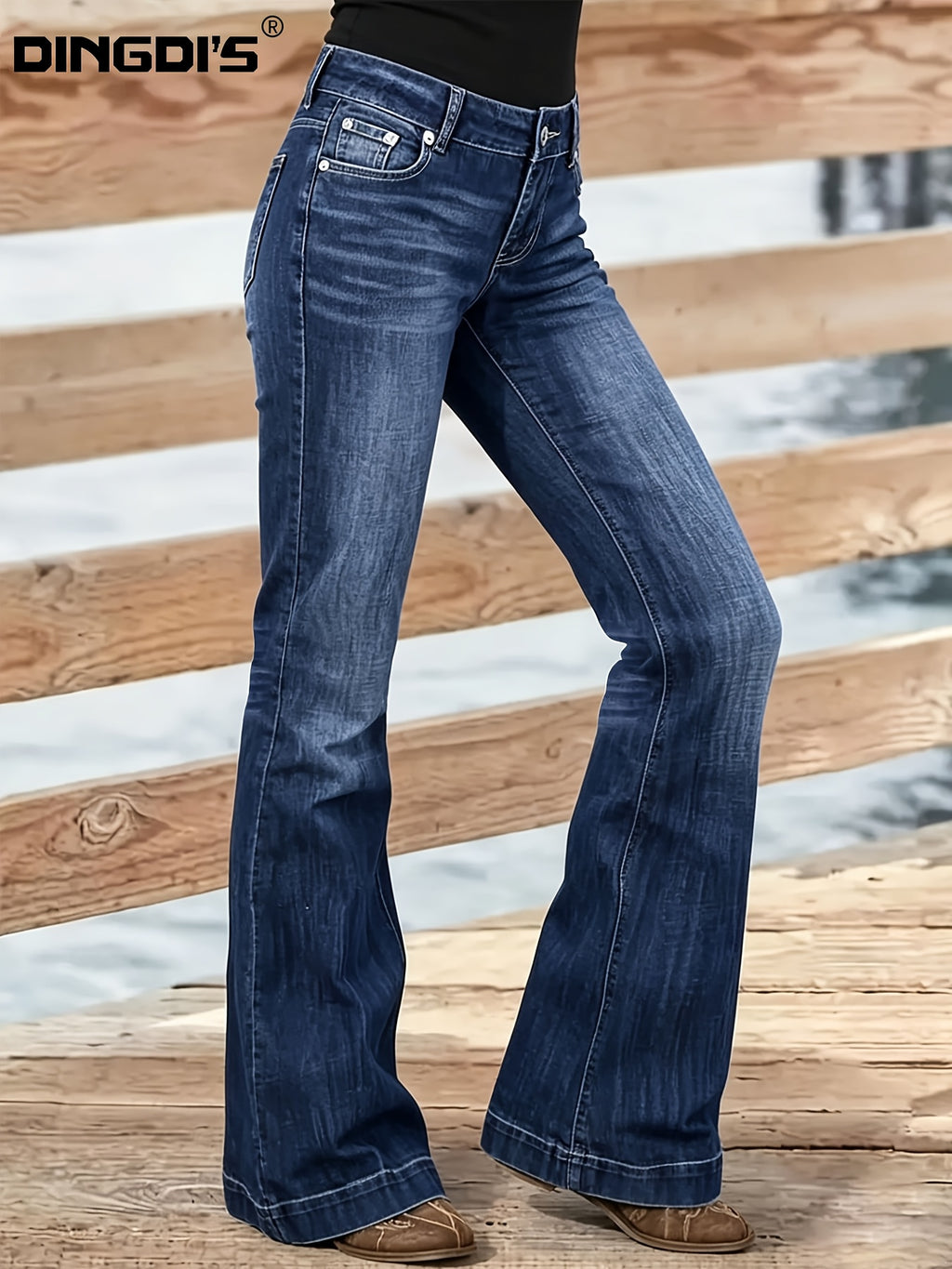 Women's Stretchy Straight-Leg Jeans - Comfortable & Fashionable, Classic Blue Wash Denim with Pocket Detail, All-Season Casual Wear - Deep Blue