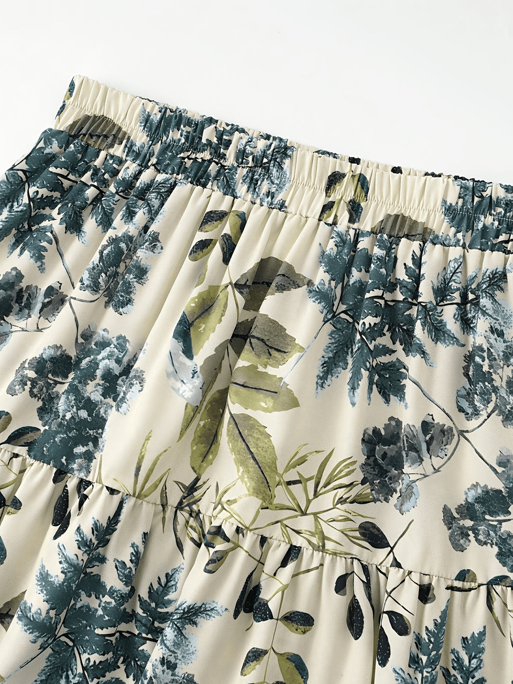 Women's Long Printed Layered Skirt, Non-stretch Fabric, Elastic Waist, Flowy Maxi Dress for Summer Vacation - Green