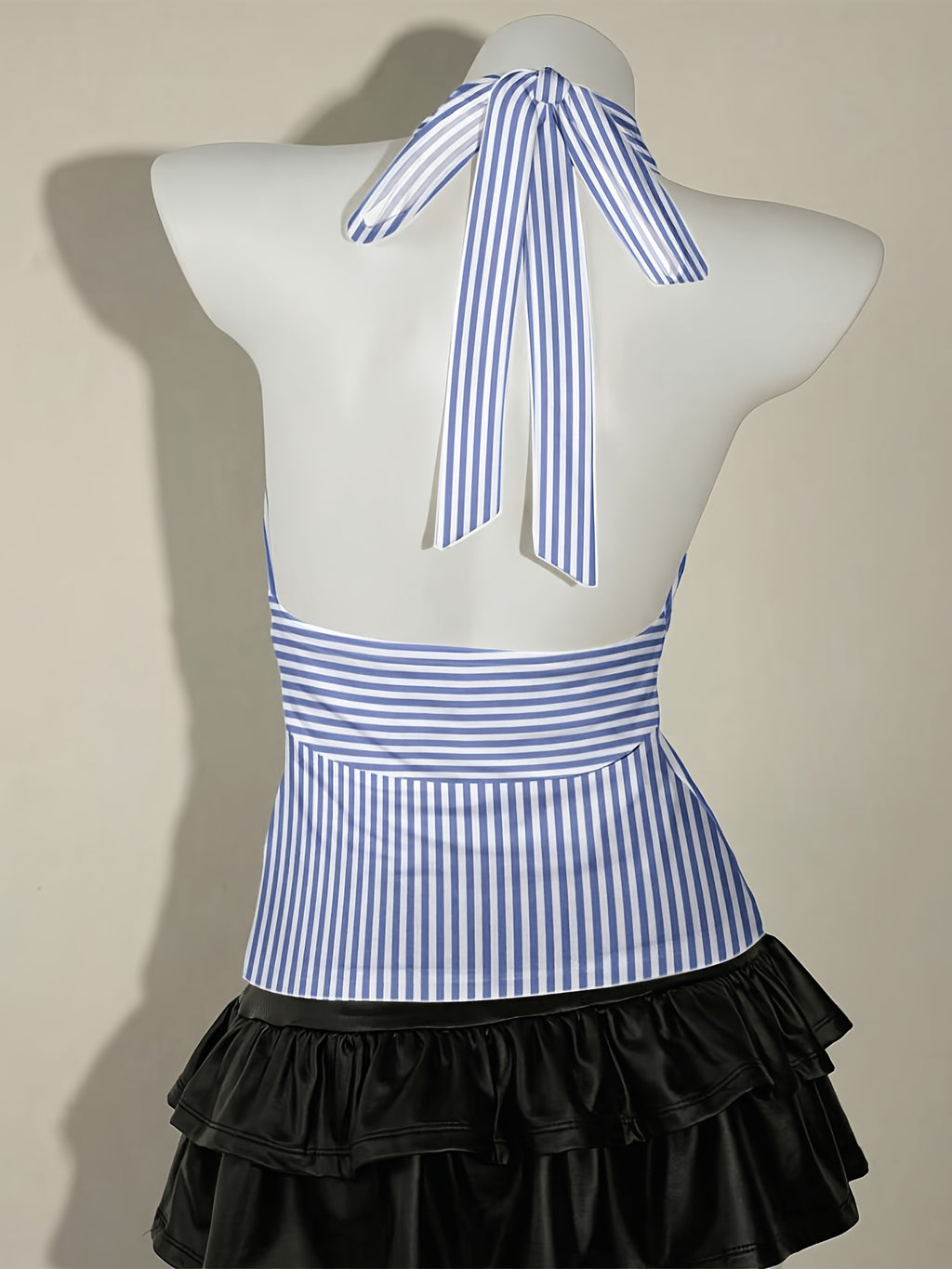 Women's Elegant Printed Striped Halter Neck V-Neck Backless Waist-Cinching Crop Top, Suitable for Dates, Parties, Gatherings, Beach Vacations, and Daily Commutes - Mixed colors