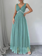 Elegant Women's Heart-Neckline Pearl Spandex Mesh Banquet Flared Long Dress, Elegant Party Dress for Spring/Summer, Suitable for Parties, Dinners, and Weddings, High-Quality Evening Gown, Modern, Elegant, and Chic Women's Long Party Dress - Light Green