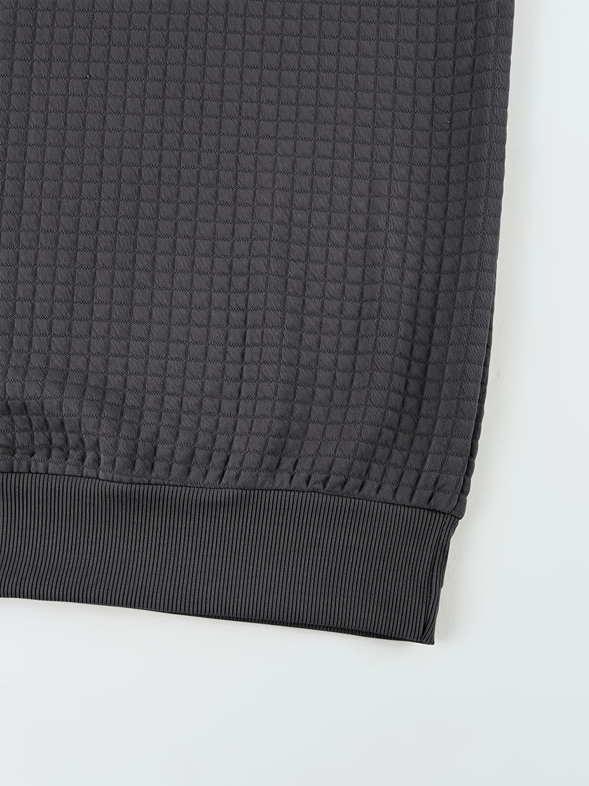 Men'S Waffle Knit T-Shirt, a Short Sleeve Crew Neck Casual Summer Top Featuring Premium Handcrafted Fashion Labeling. Made from Textured, Breathable Fabric with a Soft And Lightweight Feel, Offering a Comfortable Slim-Fit Design - Dark Gray
