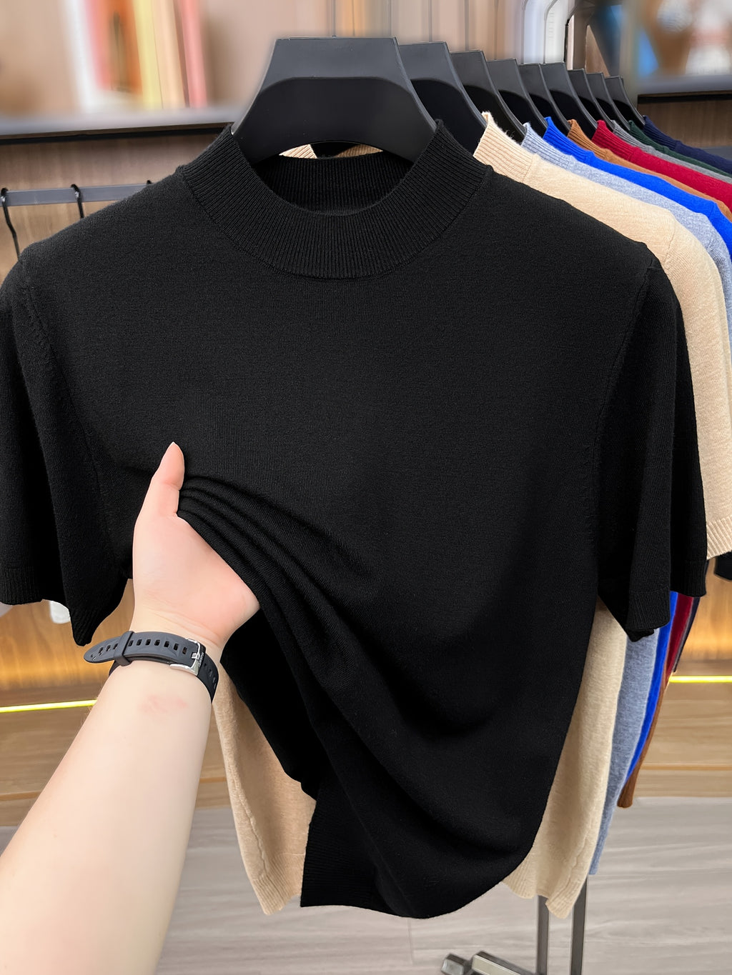 [Wading Whale OBM] 1pc Spring Summer New Men'S Knit Pullover Sweater, Old Money Style Textured Solid Color Short Sleeve T-Shirt, Casual Fashion Thin Breathable Ribbed Pullover Sweater Base Layer Top, Suitable for Spring And Summer Wear - Black