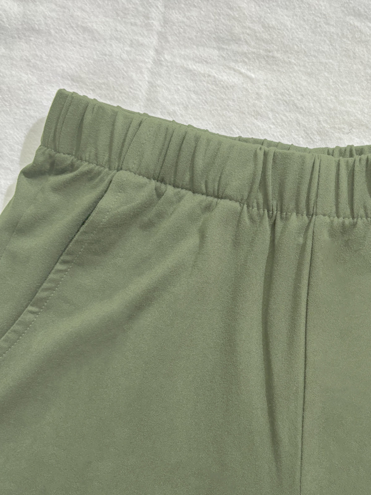 2026 Spring/Summer New Arrival Women's Fashionable and Simple "DON'T WORRY BE HAPPY & Smile" Letter and Smiling Face Print Leg-Length Enhancing Casual Loungewear Light Y  Streetwear Commuting Elastic Waist Side Pocket Shorts 4pcs Set - Dark Gray + Army Green + Emerald Green + Light Green