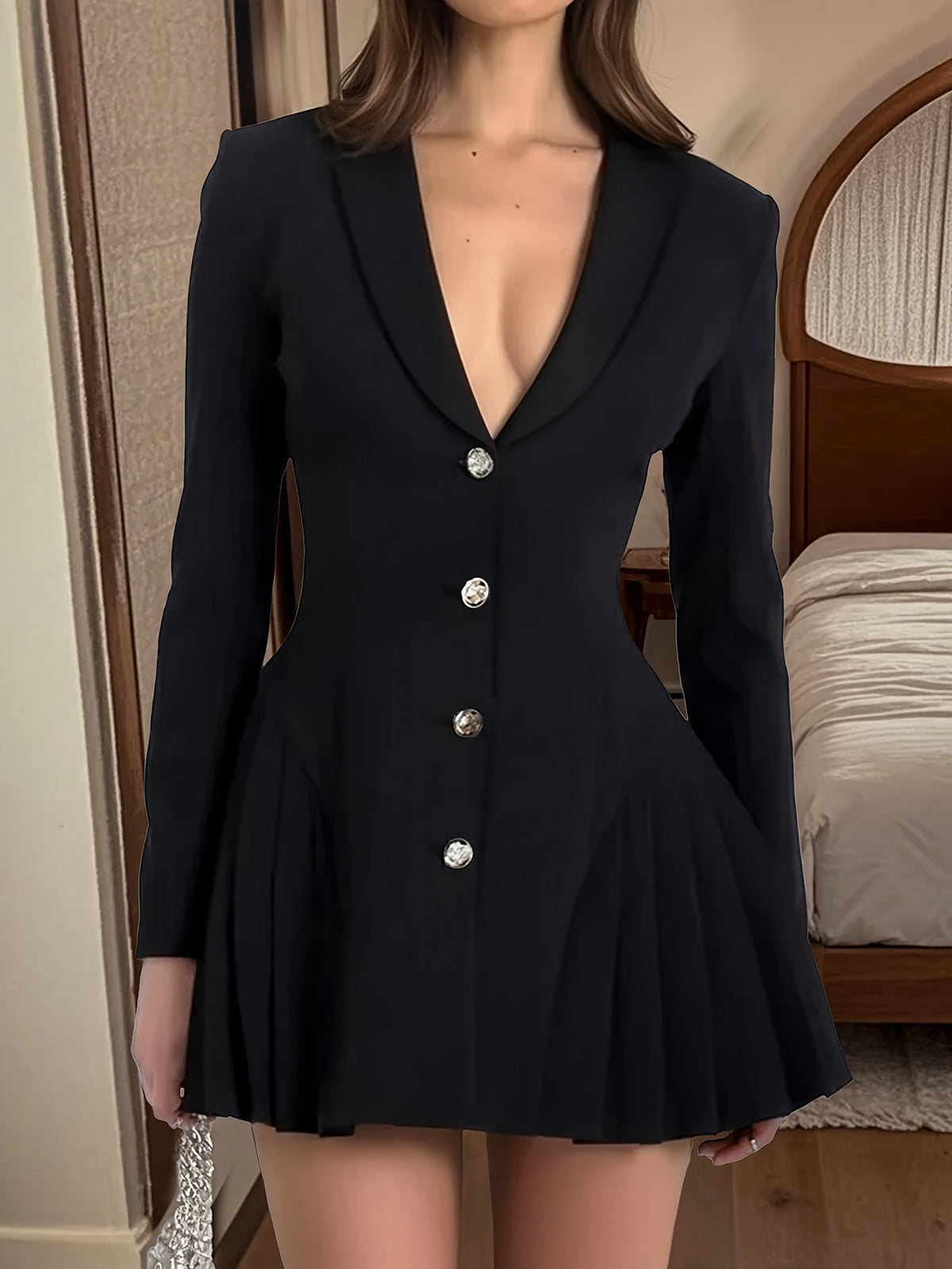 Women's Elegant Mid-Length Suit Jacket with Collar Pleats - Black