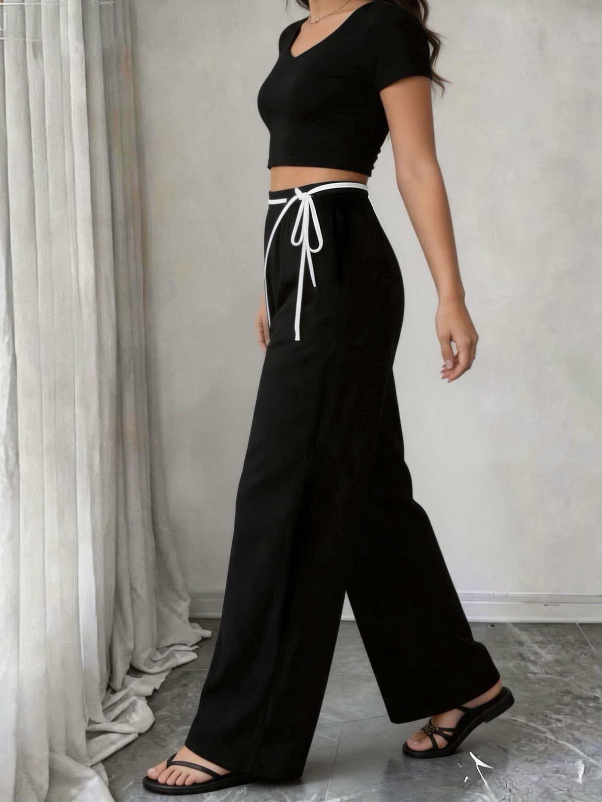 Black And White Contrast Premium Feel! Commuter Hot Favorite Design-Led Tie-Up Wide-Leg Pants - Black