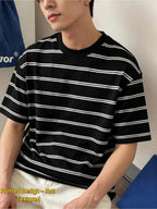 Men's Thick Striped Crew Neck Short-sleeve T-shirt, Featuring a Staggered Contrasting Stripe Design in a Vintage Casual Style. Simple and Relaxed Fit, Suitable for Various Occasions Like Commuting and Outings. [Printed Design – Not Textured] - Mixed colors