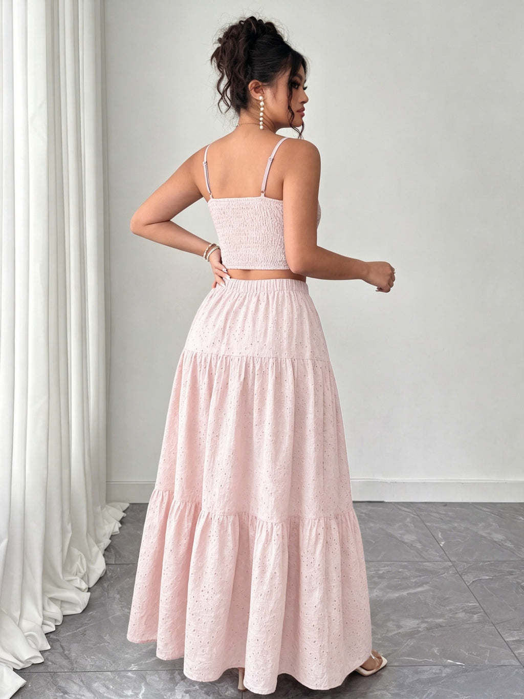 Two-Piece Embroidered Maxi Dress, Bohemian Style with Layered Ruffle Hem. Perfect for Dates, Vacations, Picnics, And Beach Outings. Comfortable And Versatile Women'S Dress - Light Pink Color