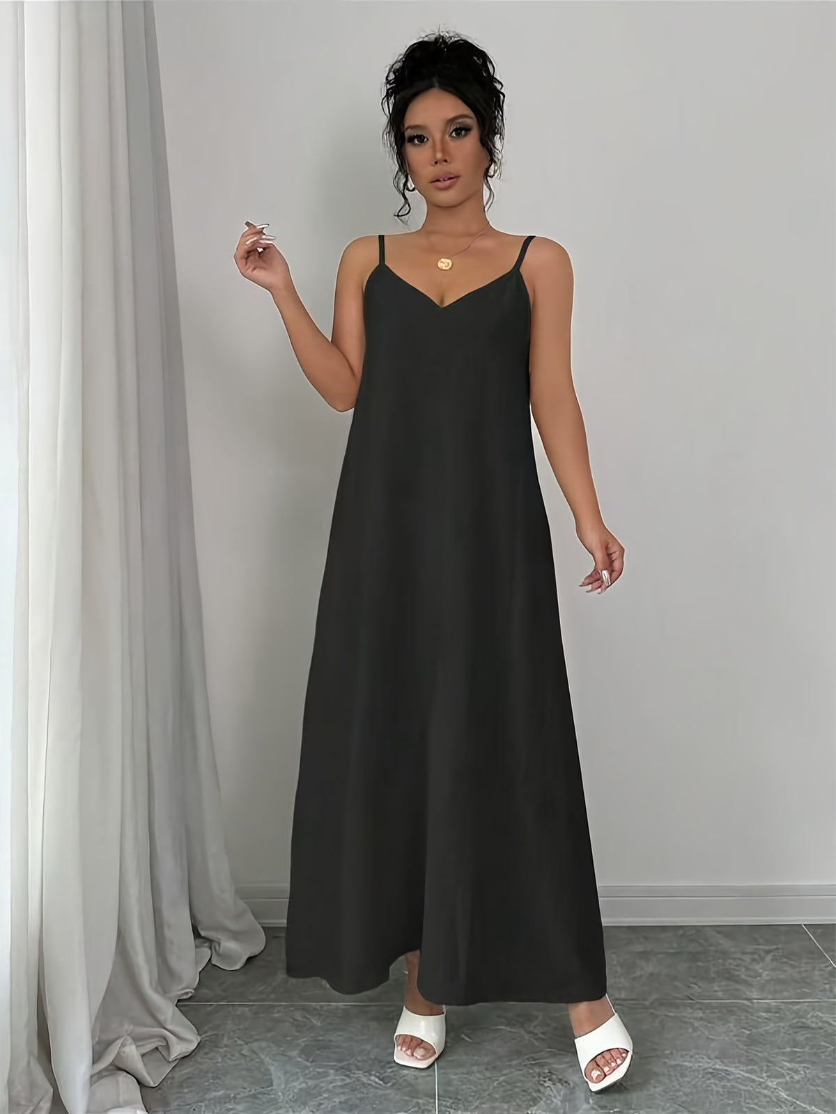 Women's Elegant V-Neck Camisole Bridesmaid Dress - Adjustable Thin Strap A-Line Maxi Dress Suitable for Beach Weddings, Bridesmaids, Summer Vacations, Casual & Formal Wear, Machine Washable Solid Color Dress - Black