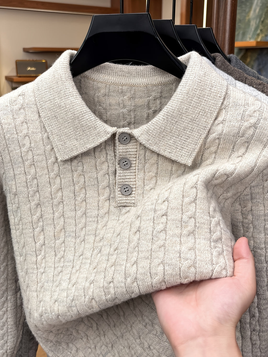 Men's Lapel-neck Autumn/winter Warm Sweater, Classic Cable Knit Texture with Soft, Skin-friendly Fabric, Casual and Fashionable Everyday Knitwear - Off-white