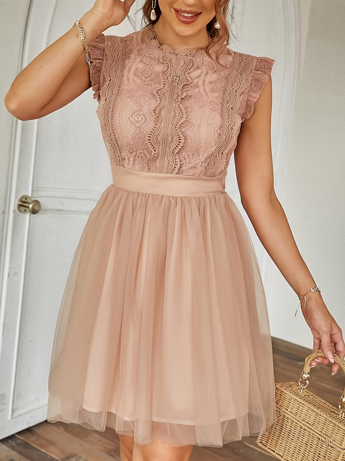 SOLLINARRY Women's Elegant Lace Patchwork Mini Skirt Dress - Nude Pink A-Line Flared Hem with Flutter Sleeves & Stand Collar, Waist-Cinching Short Wedding Bridesmaid Party Dress Suitable for Weddings, Prom, Special Occasions - Pink