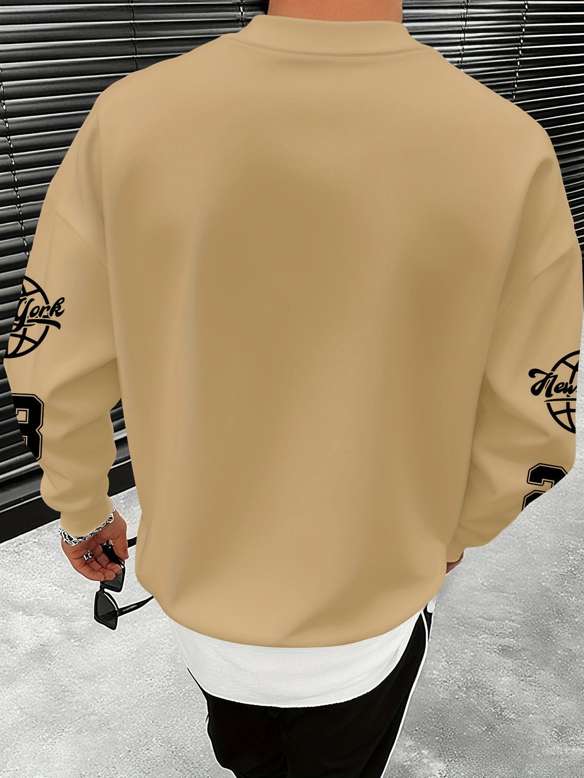Men's Fashion Casual "Brooklyn Victory" Letter Print Sweatshirt, Polyester Material, Loose Fit, Versatile Men's Sweatshirt - Apricot