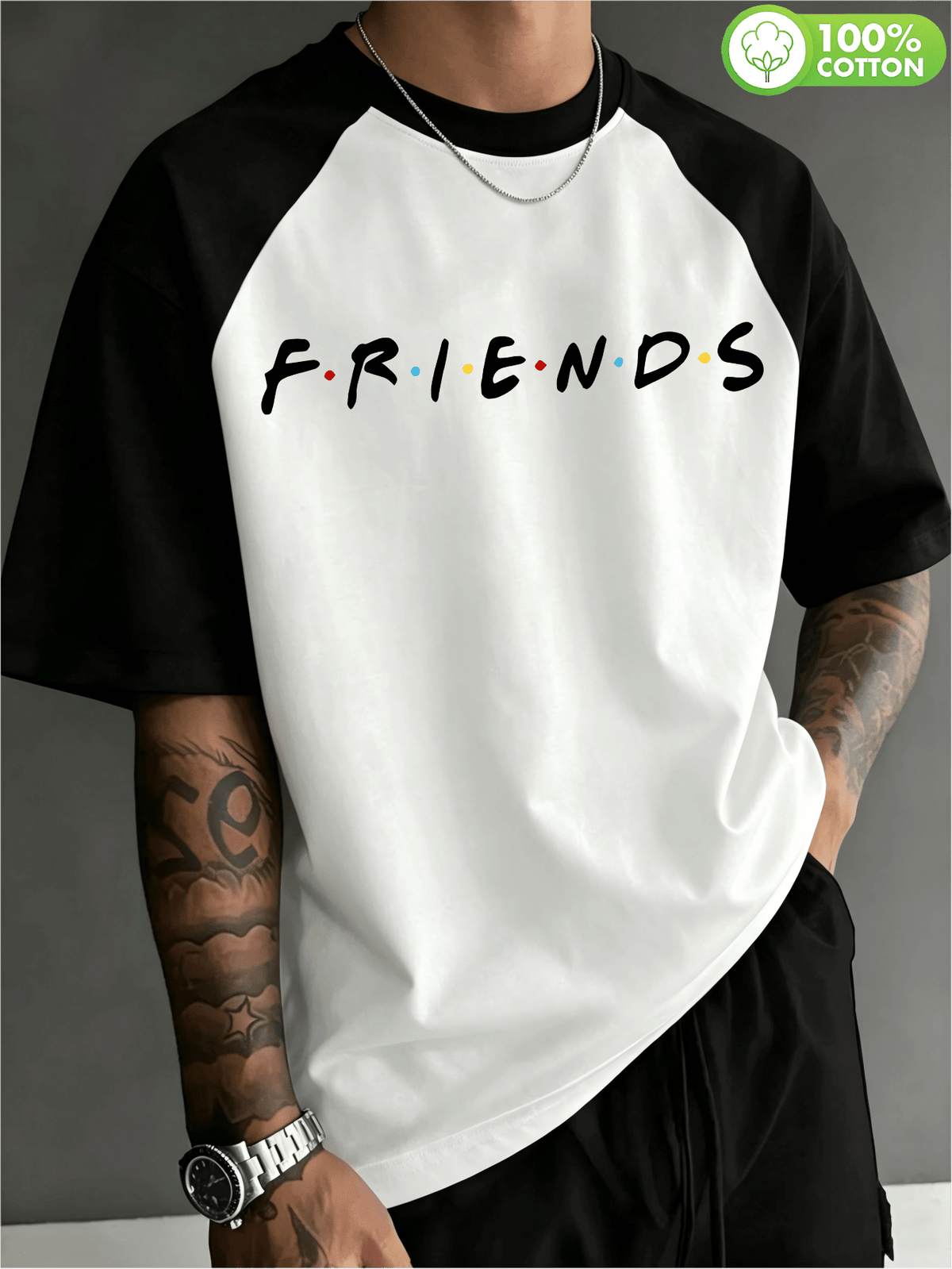 Licensed by WB Warner, Men'S Color-Block Raglan Sleeve Crew Neck T-Shirt, 100%, Classic American TV Series Friends Monogram Design, Men'S Casual Sports Versatile T-Shirt, Suitable for Daily Wear, Outdoor Sports, And Parties - White Fight Black