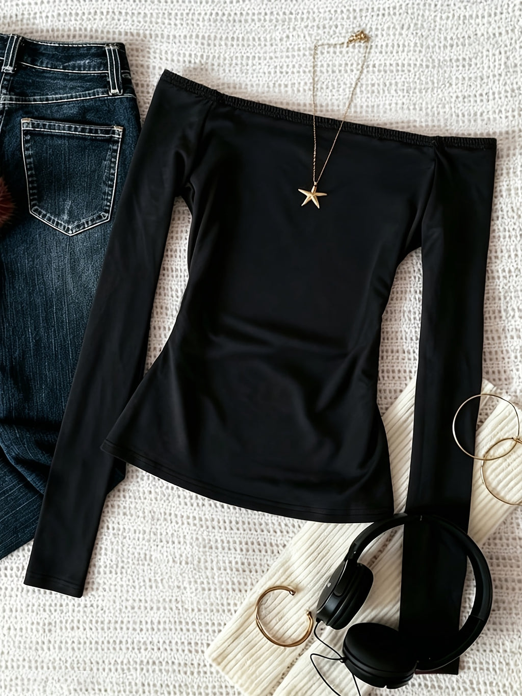 Women'S Casual Fashion Off-Shoulder Sexy Top with Printed Pattern, Long Sleeve - Black