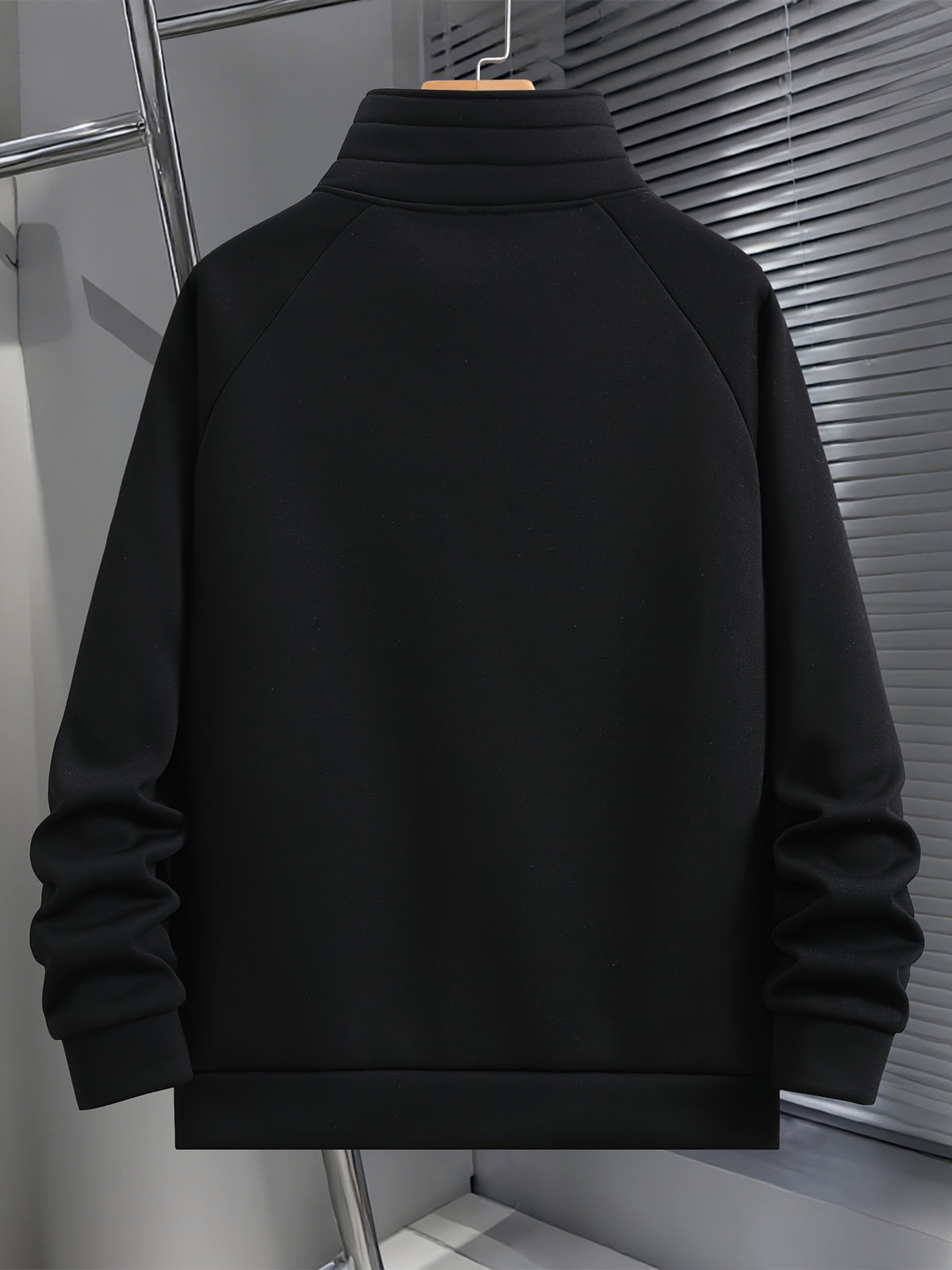 Men's Fashion Raglan Sleeve Sweatshirt with Half-Zip Open Neckline, Autumn/Winter Casual Versatile Long-Sleeve Sweatshirt - Black