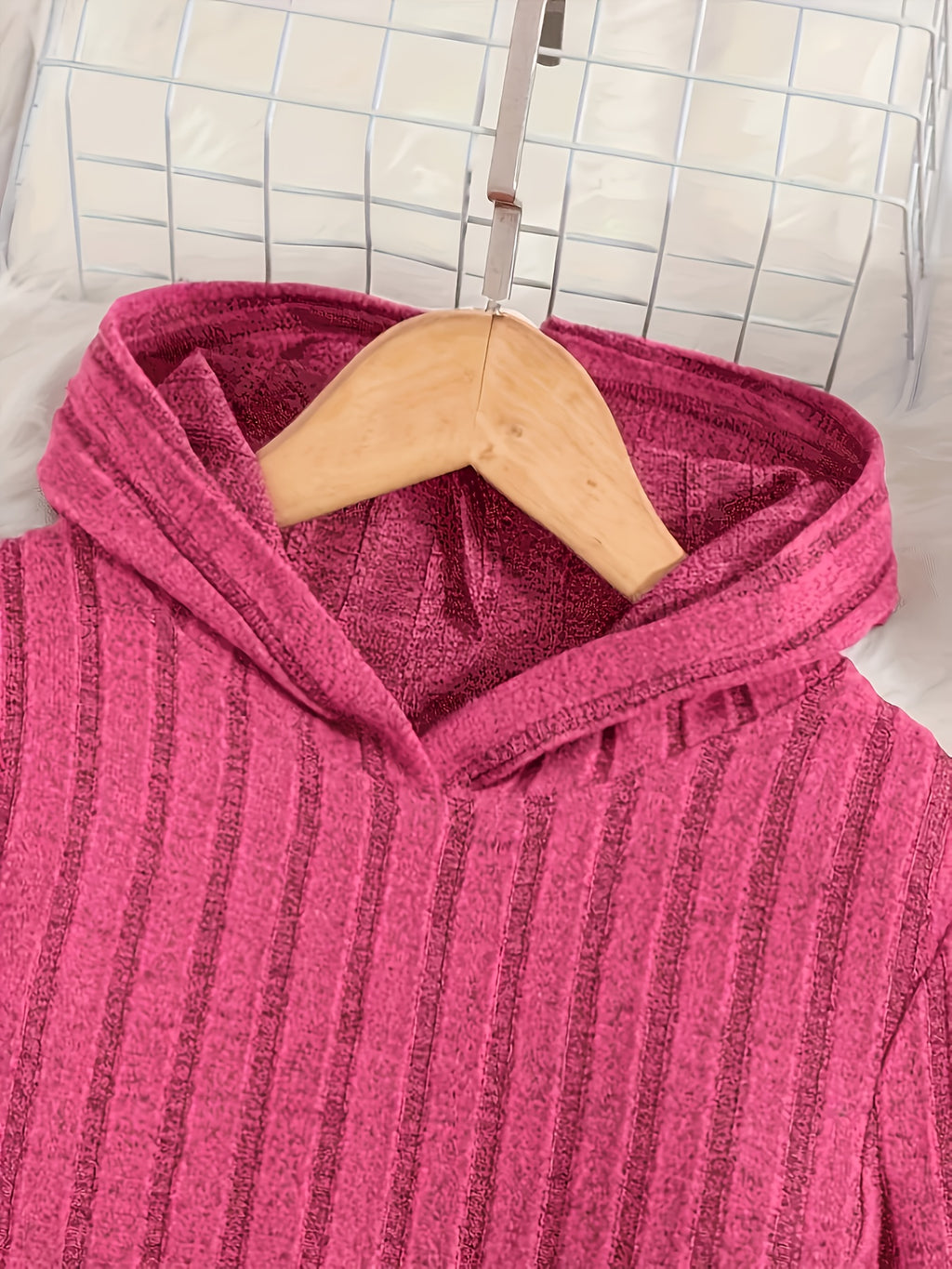A Set of Women's Rib- Cable- Letter-appliqué Hoodie and Flared Pants - Rose Red