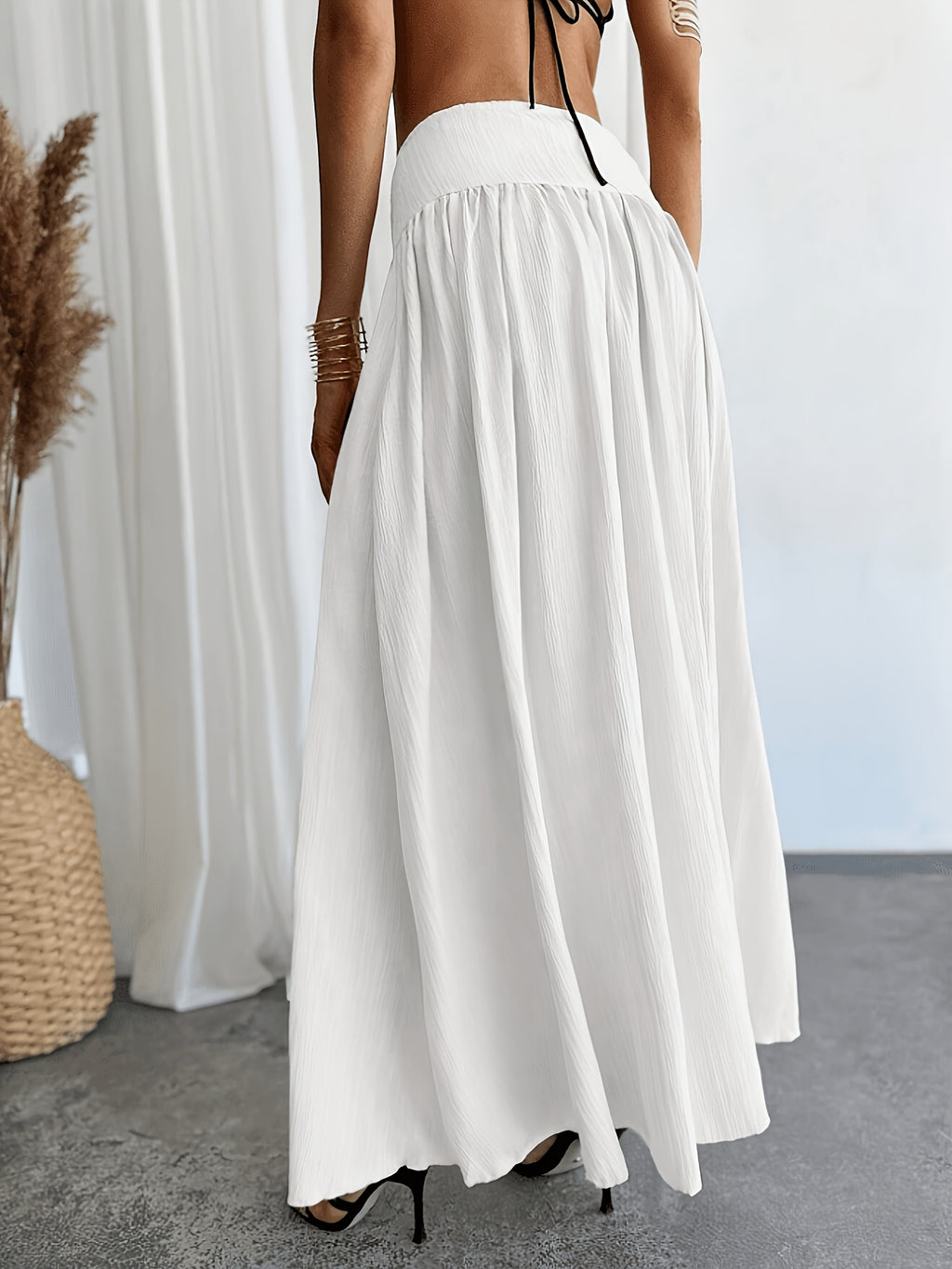 Women's Waist-Cinching Pleated Flared Skirt with Solid Pockets, Comfortable, Versatile, and Elegant, Suitable for Casual Daily Wear and Stylish Commuting, All-Season - White