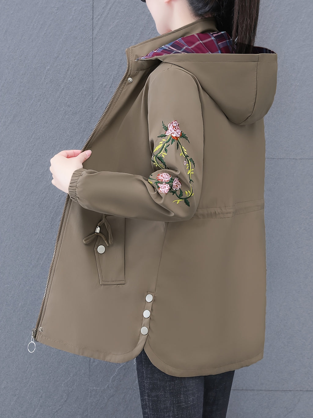 Mom's Trench Coat for Women, Mid-Length 2024 New Style, Spring/Autumn Outerwear for Middle-Aged Women, Stylish Top - Coffee Color