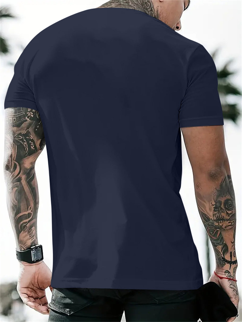 Warner Licensed DC Distressed Granular Yellow Oval Batman Batman Classic Badge Easy Print Loose Round Neck Short Sleeve T-Shirt - Navy Color