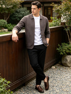 Men's Lightly Mature Business Casual Lapel Knit Cardigan, Vertical Stripe Textured Breathable Wrinkle-Resistant Knit Outerwear, Comfortable, Soft, and Skin-Friendly, with Simple Single-Breasted Design and Dual Pockets, Structured Fit for a Slimming - Coffee Color