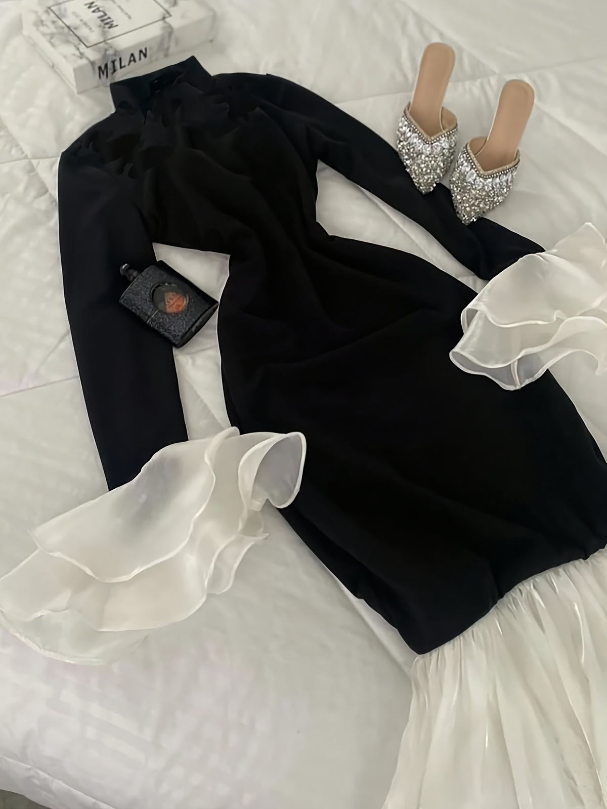 Ladies Elegant, Exquisite, Easy, Small Stand-Up Collar, Slim Waist, Black And White Contrast, Double Sleeves, Daily Dating Party, Little Black Dress, Fashionable Long Dress - Black