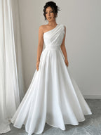 Sleeveless Dress, Retro French Romantic Style, Asymmetrical - White