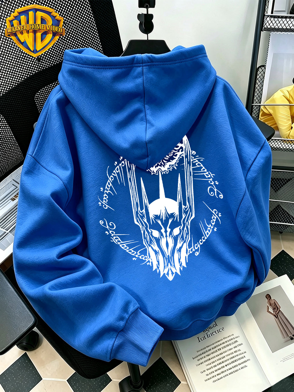 Authorized by Warner Bros., 2026 New Soren Helmet with White Line Print, Men'S Hoodie, Hooded Sweatshirt, Kangaroo Pocket And Drawstring Hat, Suitable for Daily And Outdoor Sports Wear, Autumn And Winter Warm Jacket, Fashionable Jacket - Blue