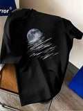 Men's Breathable Crew Neck Short Sleeve T-Shirt with Moon & Water Reflection Print - Minimalist Suitable for - Casual Wear, Machine Washable Basic Tee for Daily Commute, Outdoor Travel, and -Casual Outfits - Black