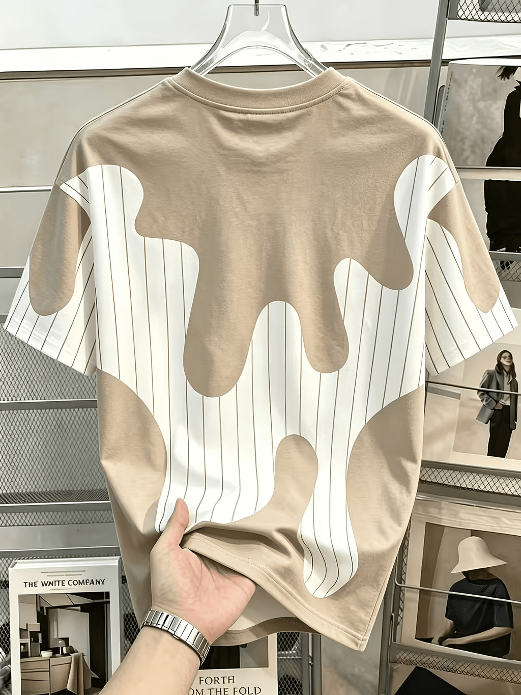 Men'S Casual Round Neck T-Shirt, Geometric Pattern Patchwork Striped Design, "Chicago" Word Pattern, Drapey Fashion Top, All-Season Wear, Breathable Regular Fit for Casual And Formal Outfits - Round Neck Casual Top, Comfortable Wear - Khaki
