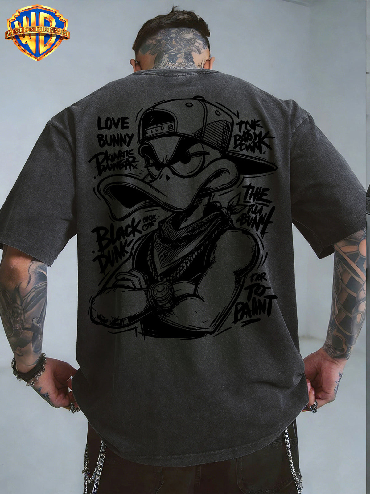 Warner Bros. Official License Hand-Drawn Sketch Print, Street Graffiti Style, American Retro Washed Distressed T-Shirt, Suitable for Daily Commute And Outdoor Wear, Machine Washable, Unisex - Black