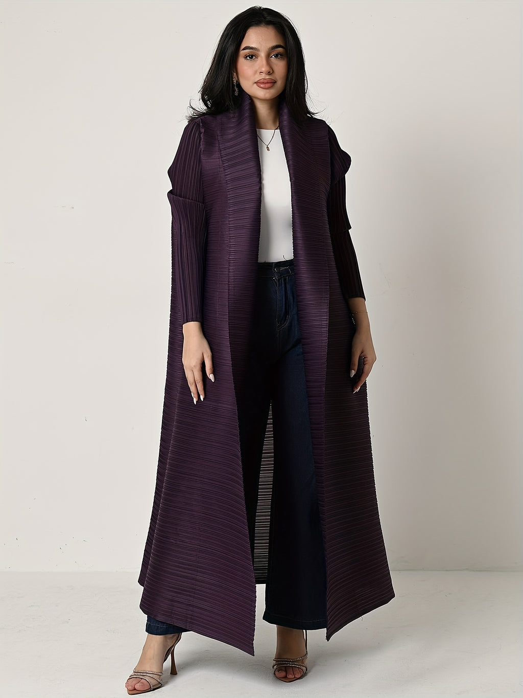 Middle Eastern Women's Clothing: Three-Yard Pleat Muslim Robe, Solid Color Cardigan Outerwear Cape - Deep Purple