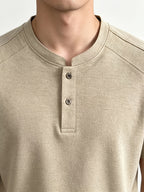 Men'S Solid Black Split Shoulder Mandarin Henley Collar Short Sleeve Top, Summer Office Daily Commute Golf City Street Outfit, Stretch Wrinkle Resistant Cooling Breathable 2-Button Tee, Middle-Aged Gentleman Business Casual Outfit, Minimalist Stand - Khaki