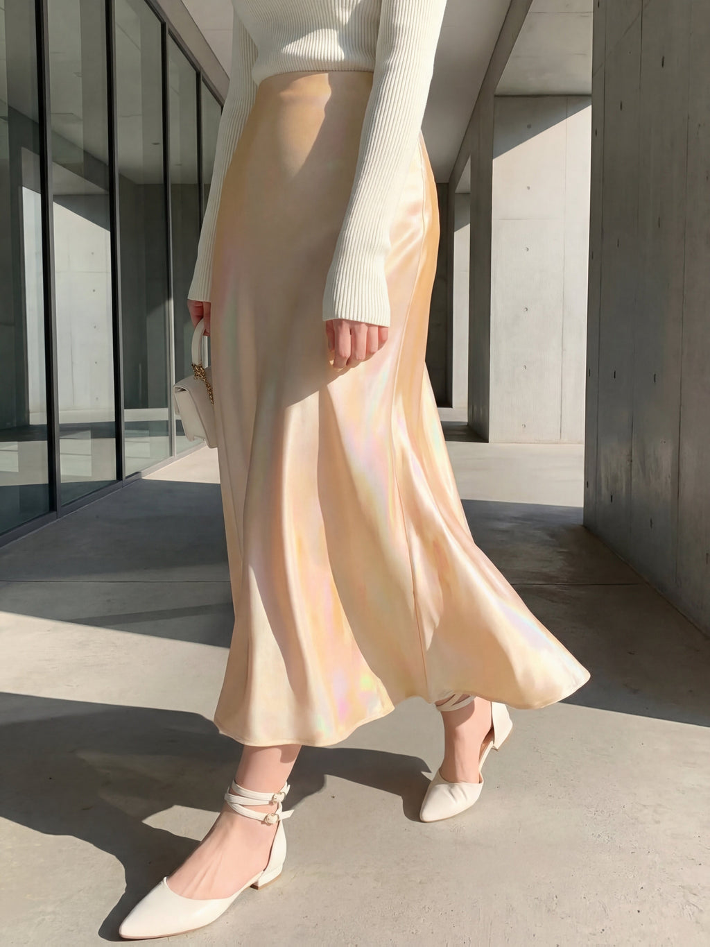 Spring/Summer Women's Slim-Fit Solid Color Satin Mermaid Skirt - Champagne